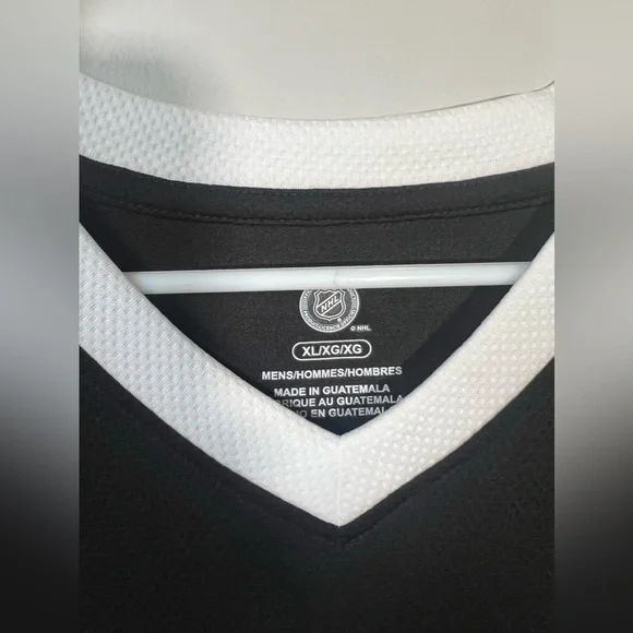 Boston Bruins Men’s NHL Hockey Long Sleeve Jersey Shirt Size XL Yellow/Black - Picture 4 of 7